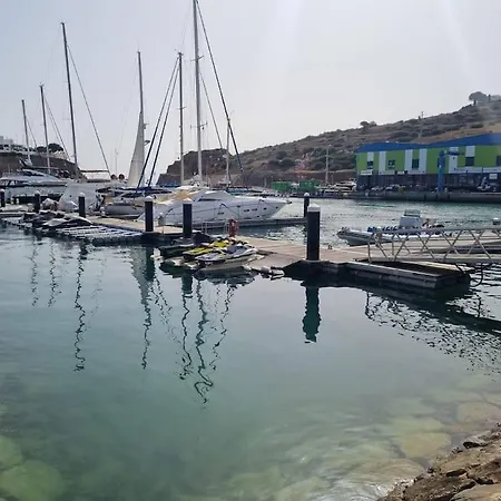 Cadete House Αλμπουφέιρα